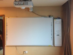 多媒體一體機、聊城多媒體一體機教