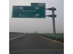 河北道路標(biāo)志桿廠家是你的不二選擇 