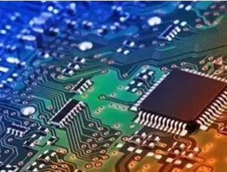 中國芯彎道超車的機會已經(jīng)來臨，一雪前恥不應僅指望國家政府?。?！