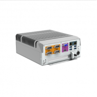 E81 / 無風(fēng)扇 ，支持 PCIe 4x、PCI 擴(kuò)展