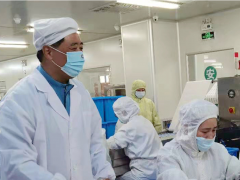 辛勤工作 新春祝福 安徽天康集團(tuán)董事長(zhǎng)深入慰問(wèn)一線員工