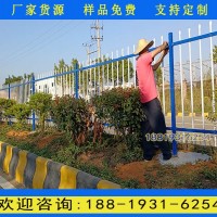 云浮工廠鋼管成品圍欄 中山小區(qū)方鋼管圍欄 美式鋼管護(hù)欄廠家