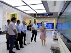 智慧環(huán)境 綠色科技 庫(kù)爾勒市委常委一行蒞臨聚光科技考察交流