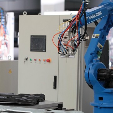 汽車(chē)落水槽項(xiàng)目涂膠設(shè)備