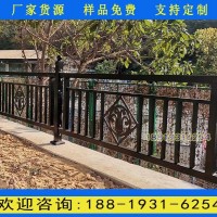 廣州市政人行道護(hù)欄廠家 城市道路兩側(cè)鋅鋼護(hù)欄 路中京式隔離柵