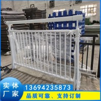 定制道路甲型護(hù)欄 鋅鋼馬路護(hù)欄 珠海高鐵分流欄桿