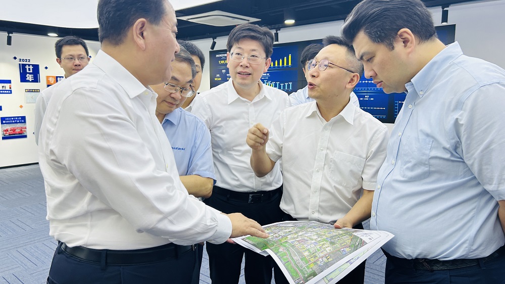 上海松江區(qū)委書記程向民一行蒞臨辰竹交流