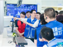 走進(jìn)“全球中小顯示屏之王”的硬核工廠，探秘顯示技術(shù)智造革命