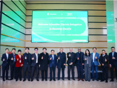 施耐德電氣CEO到訪中恒電氣，共謀數(shù)據(jù)中心供電發(fā)展新未來(lái)